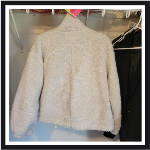 Lululemon Cinchable Fleece Zip-Up - Picture 6 of 7